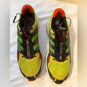 Men's Athletic Running Shoes in Yellow & Green size 9